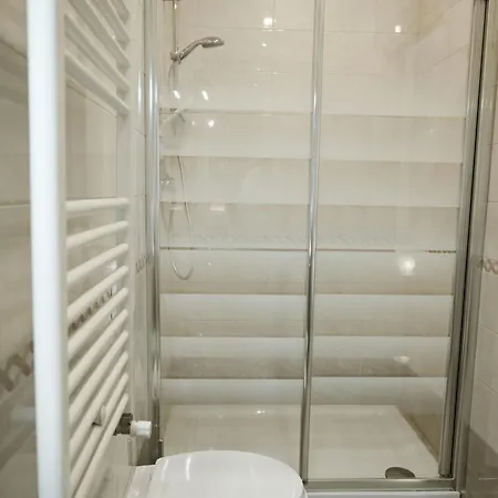 L'albero Di Giada Барі