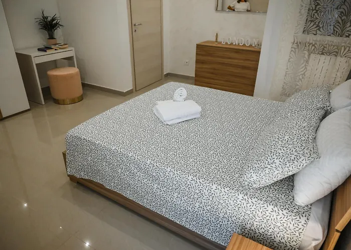 L'albero Di Giada Bari